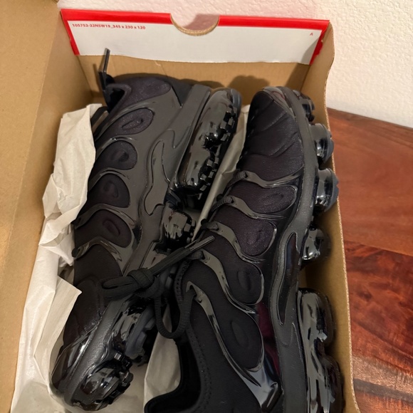 Nike AirVaporMax Plus main image 4